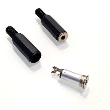 1/8" (3.5mm) Stereo Audio Jack