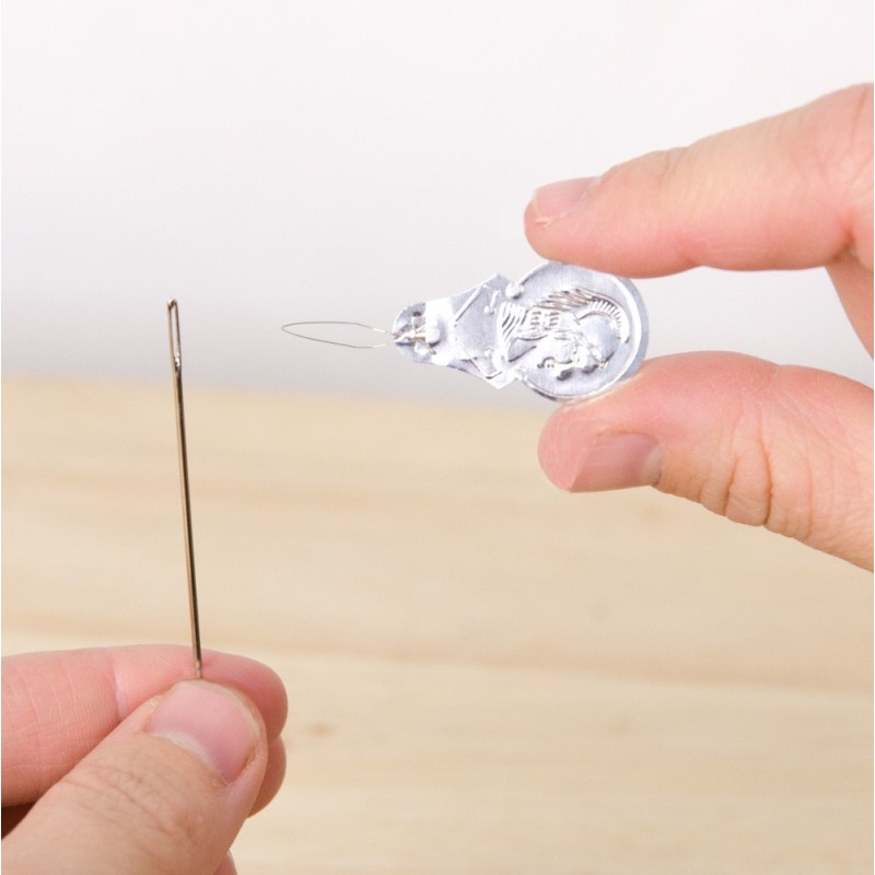 Needle Threader