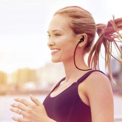 Bluetooth In-Ear Headphones with Volume, Pause and Play Buttons