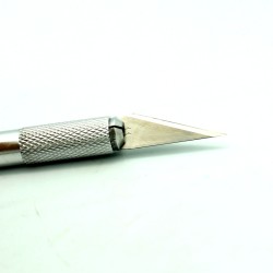 Craft Knife with 5 Extra Blades